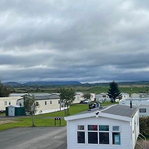 Lyons Manor House Caravan Park